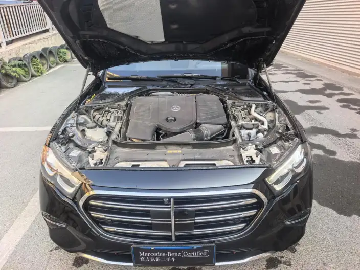 Mercedes-Benz E-Class 2024 Model E 260 L sedan – фото 9