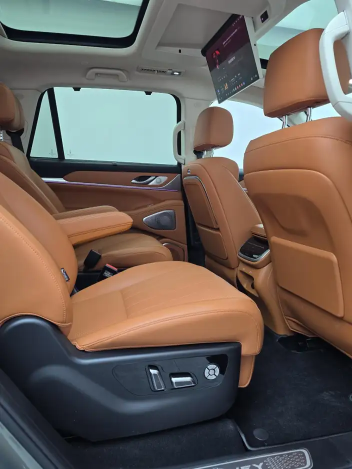 Wey Blue Mountain 2026 Model Smart Advanced version 4WD Max – фото 9