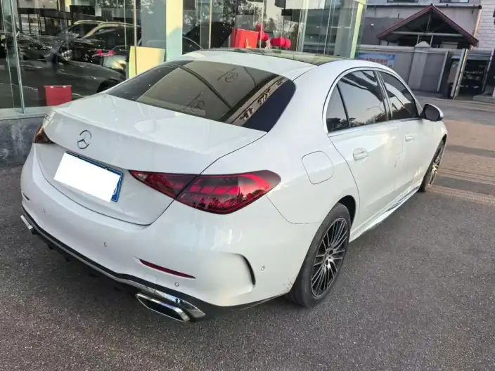 Mercedes-Benz C-Class 2026 Model C 260 L Sports sedan Classic Edition – фото 3