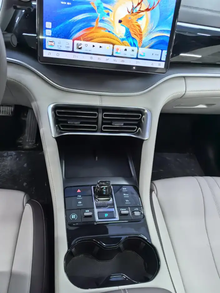 BYD Song PLUS EV 2025 Model Smart Driving Edition 520KM Luxury Model – фото 6