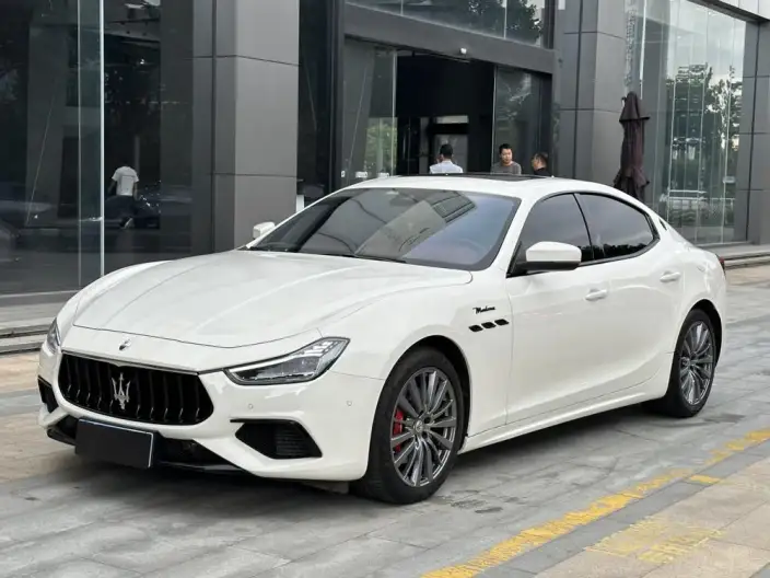 Ghibli 2022 Model 3.0T Modena – фото 1