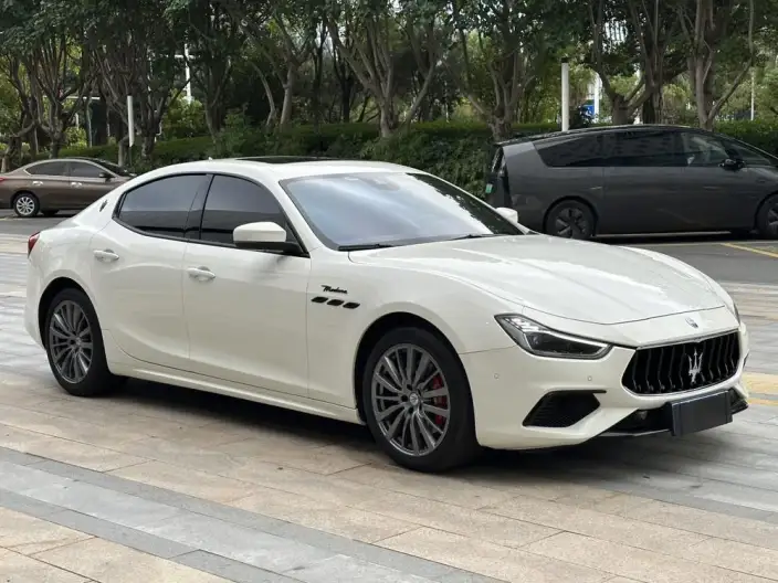 Ghibli 2022 Model 3.0T Modena – фото 3