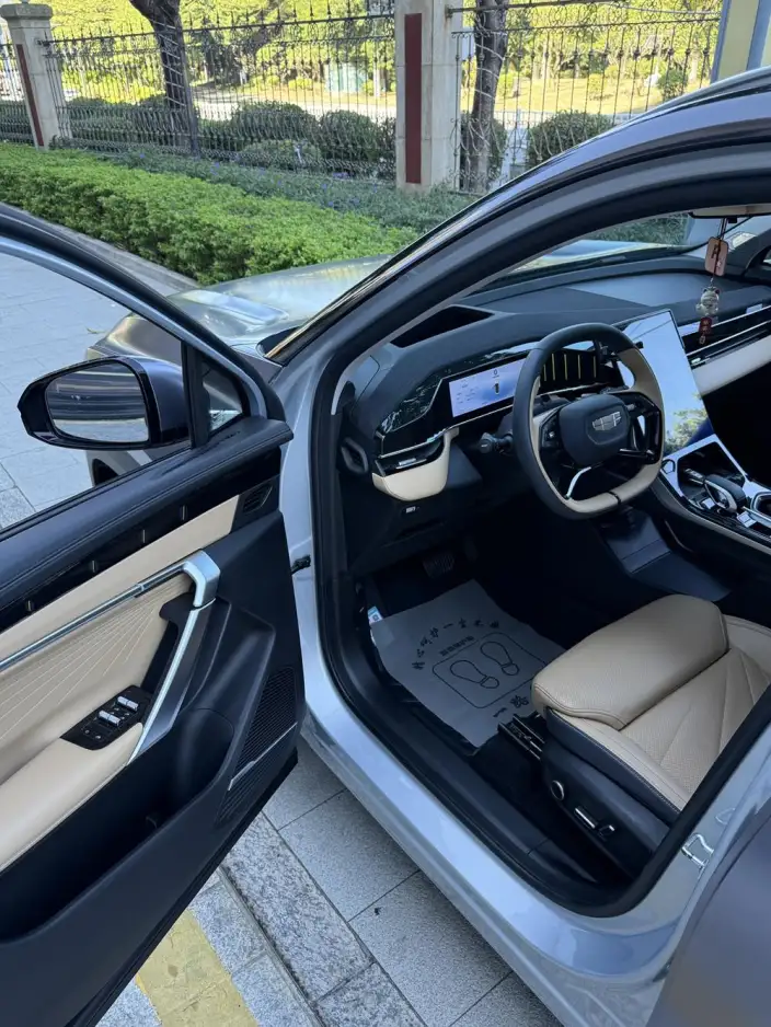 Geely Boyue L 2023 Model 2.0TD DCT Flagship Model – фото 4