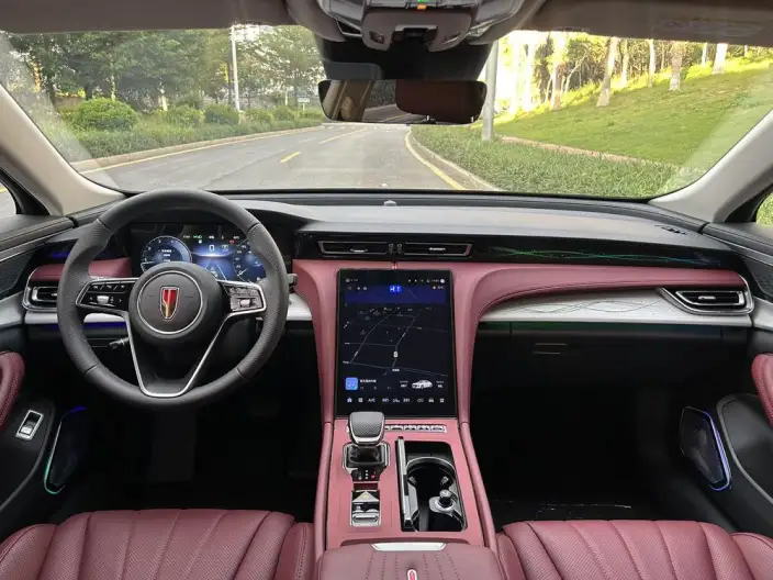 Hongqi H5 2025 Model 2.0T Automatic Flag Enjoy Edition – фото 7