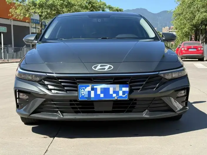 Hyundai Ioniq 2023 Model 1.5L CVT GLX Elite Edition – фото 2