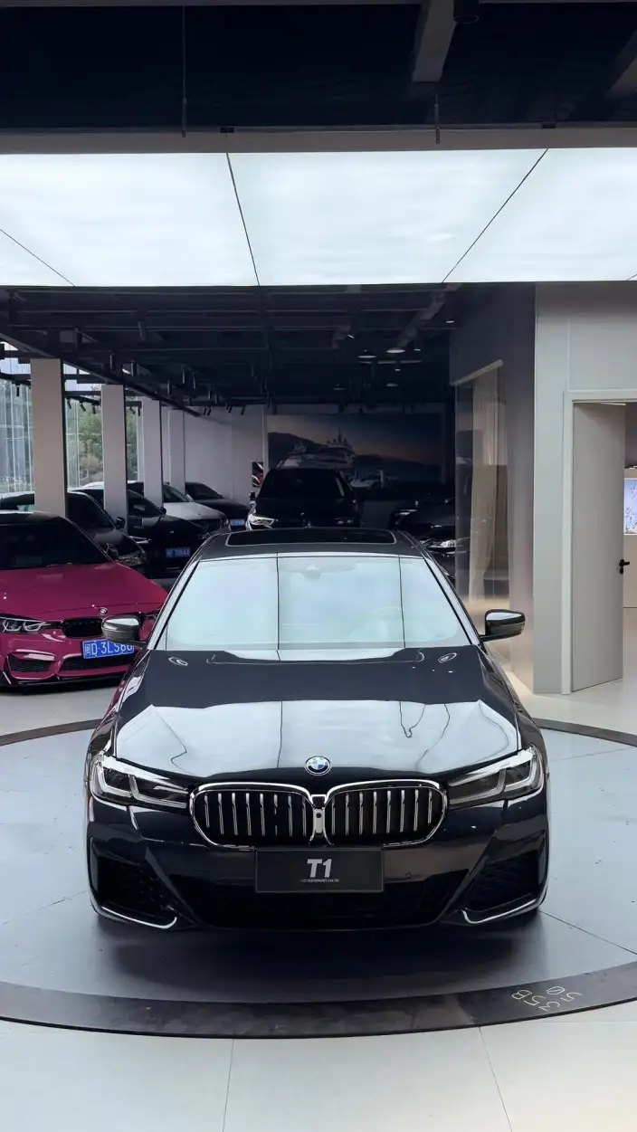 BMW 5 Series Imported 2022 Model Facelift II 540i Fashion edition M Sports Set – фото 2