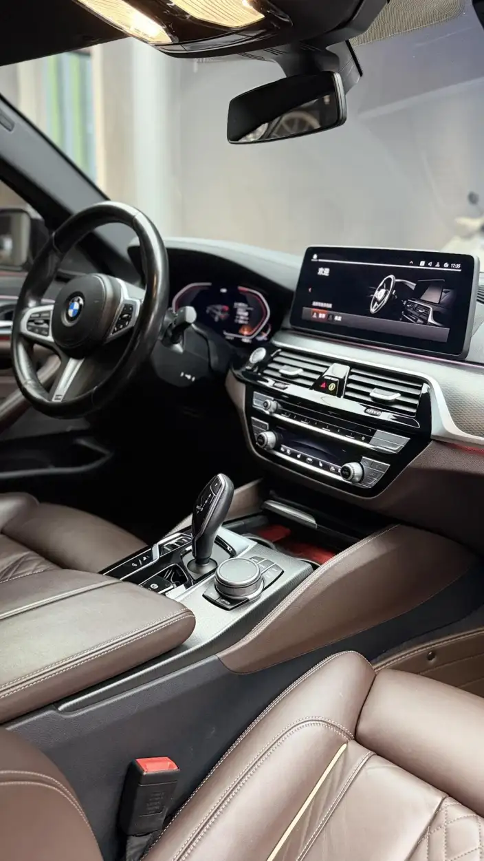 BMW 5 Series Imported 2022 Model Facelift II 540i Fashion edition M Sports Set – фото 9