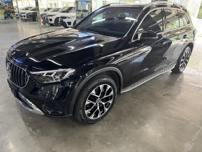 Mercedes-Benz GLC 2024 Model GLC 260 L 4MATIC Dynamic Model 5 seat