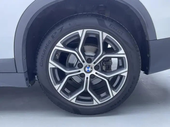 BMW X1 2022 Model sDrive25Li Leading Model – фото 9