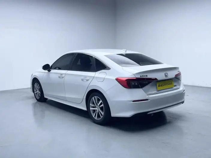 Honda Civic 2023 Model 240TURBO CVT Momentum Edition – фото 5