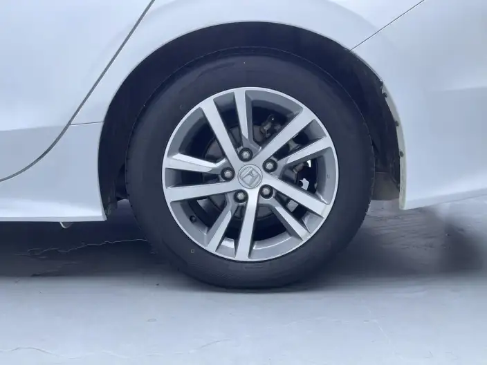 Honda Civic 2023 Model 240TURBO CVT Momentum Edition – фото 9