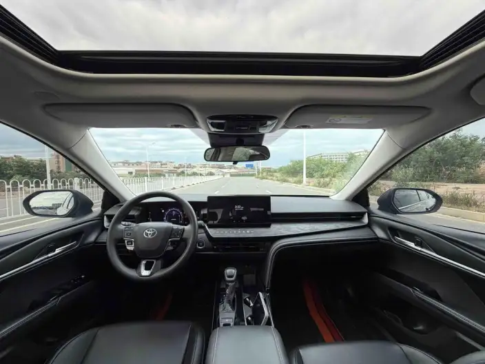 Toyota Camry 2026 Model 2.0GVP Deluxe Edition – фото 10