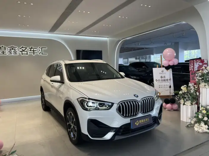 BMW X1 2022 Model sDrive25Li Leading Model – фото 3