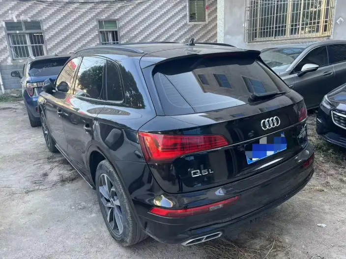 Audi Q5L 2024 Model 40TFSI Luxury Dynamic Model
