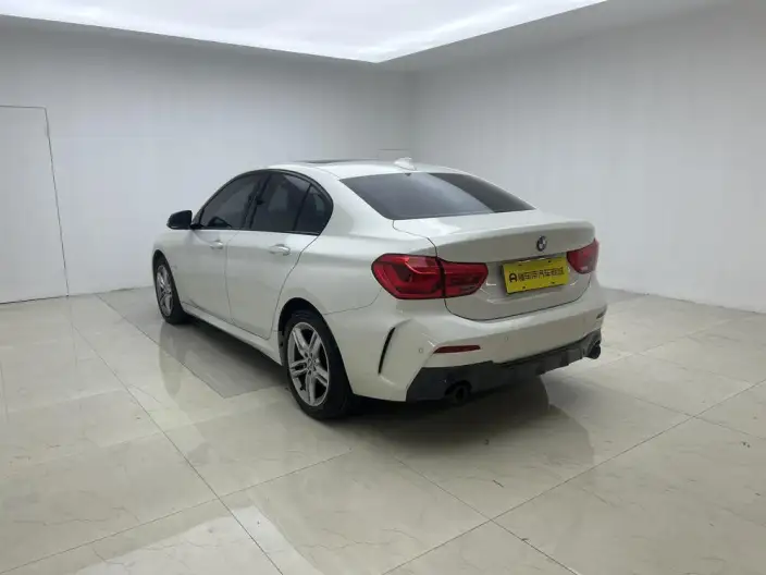 BMW 1 Series 2021 Model Facelift 120i M Sports Night Edition – фото 5