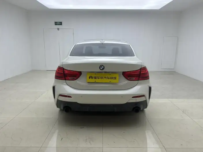 BMW 1 Series 2021 Model Facelift 120i M Sports Night Edition – фото 6