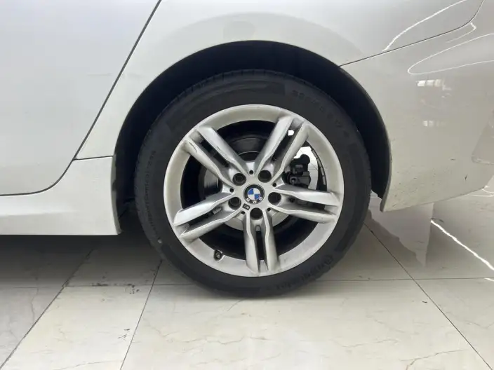 BMW 1 Series 2021 Model Facelift 120i M Sports Night Edition – фото 9