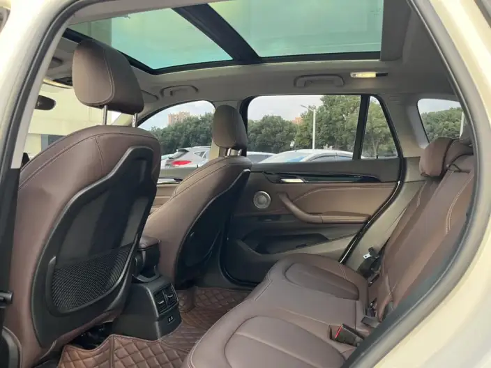 BMW X1 2021 Model Facelift sDrive20Li Exclusive Model – фото 9