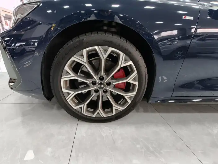 Audi A6L 2026 Model 2.0T quattro Exclusive Model – фото 9