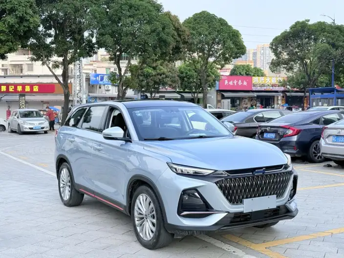 Changan Auchan X7 PLUS 2022 Model 1.5T Automatic Blue Whale Edition Noble Model – фото 3