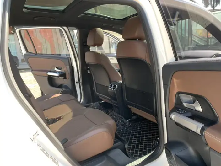 Mercedes-Benz GLB 2022 Model GLB 220 Fashion Model – фото 9