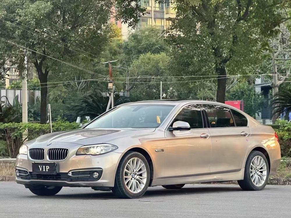 BMW 5 Series 2017 525Li Advantage – фото 1