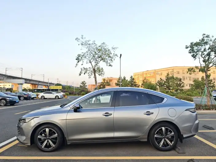 BYD Destroyer 05 2022 Model DM-i 55KM Noble Model