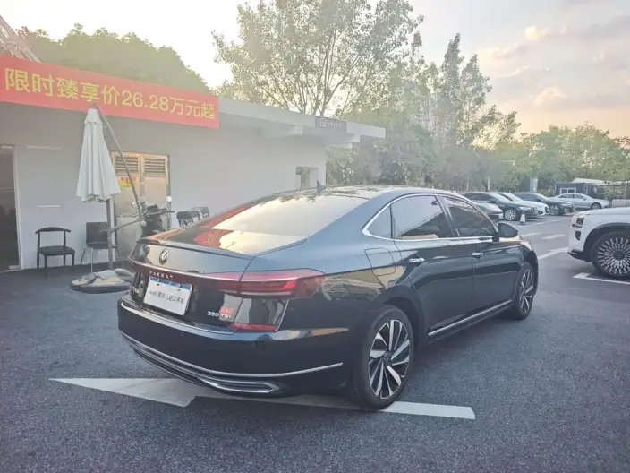 Volkswagen Passat 2022 Model 330TSI Deluxe Edition – фото 7