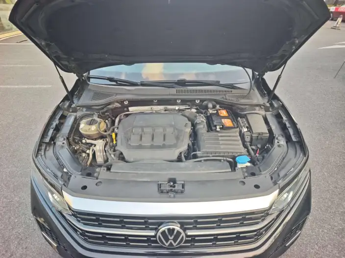 Volkswagen Passat 2022 Model 330TSI Deluxe Edition – фото 9