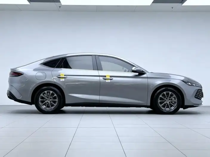QinL DM 2024 Model DM-i 80KM Leading Model – фото 8