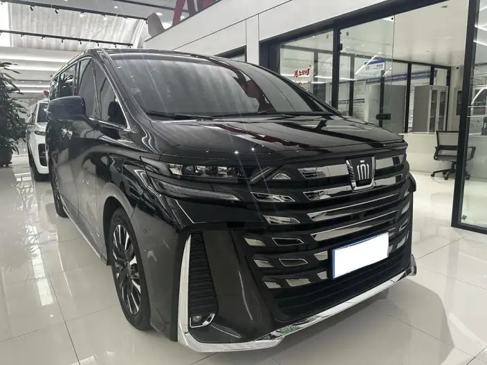 Vellfire 2024 Model 2.5T Automatic 4WD 7 seat Parallel Imported