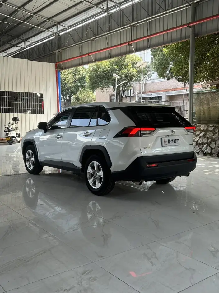 Toyota RAV4 2024 Model 2.0L CVT 2WD Urban Edition