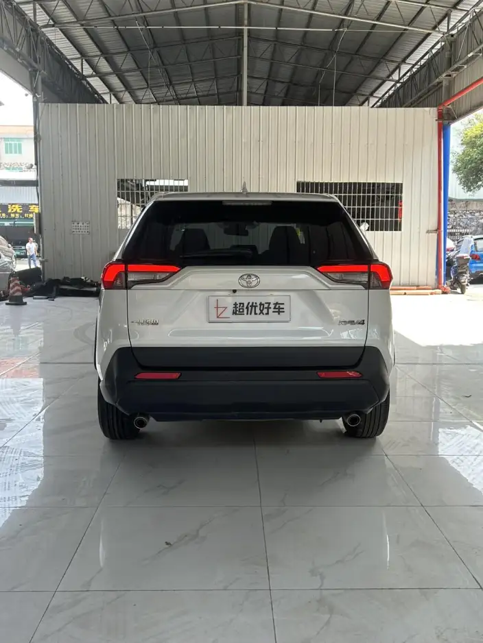 Toyota RAV4 2024 Model 2.0L CVT 2WD Urban Edition – фото 5