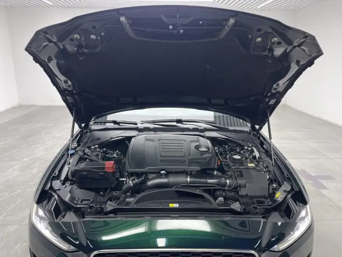 Jaguar XE L 2023 Model 2.0T 250PS R-DYNAMIC S Enterprising Sports Edition – фото 10