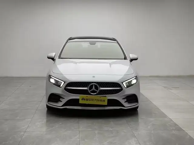 Mercedes-Benz A-class 2022 Model Facelift A 200 L Sports sedan Fashion Edition – фото 2