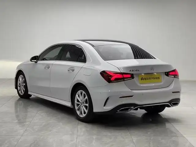 Mercedes-Benz A-class 2022 Model Facelift A 200 L Sports sedan Fashion Edition – фото 5