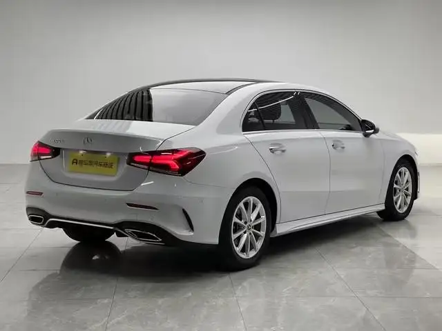 Mercedes-Benz A-class 2022 Model Facelift A 200 L Sports sedan Fashion Edition – фото 7