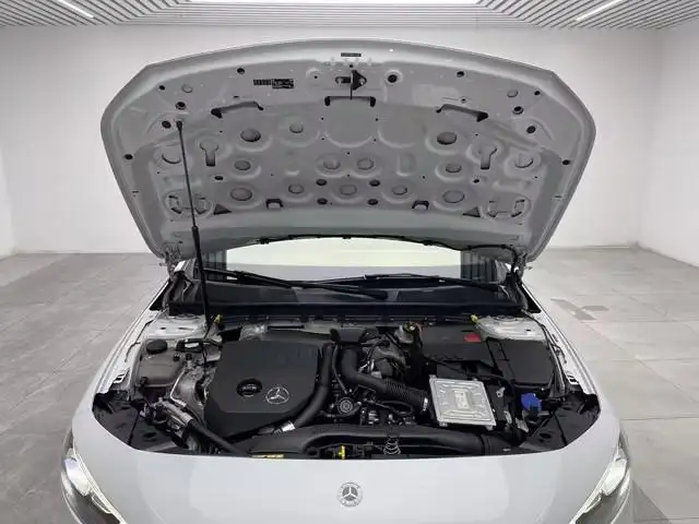 Mercedes-Benz A-class 2022 Model Facelift A 200 L Sports sedan Fashion Edition – фото 10