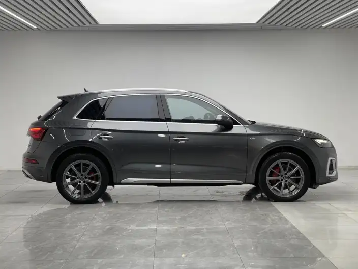 Audi Q5L 2022 Model Facelift 40T Luxury Dynamic Model – фото 8