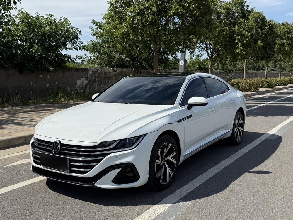 Volkswagen CC 2024 330TSI Dazzling Edition – фото 1