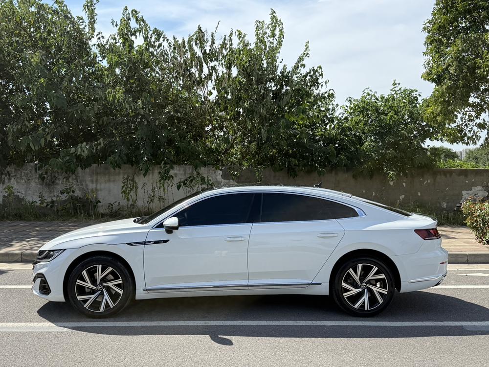 Volkswagen CC 2024 330TSI Dazzling Edition – фото 3