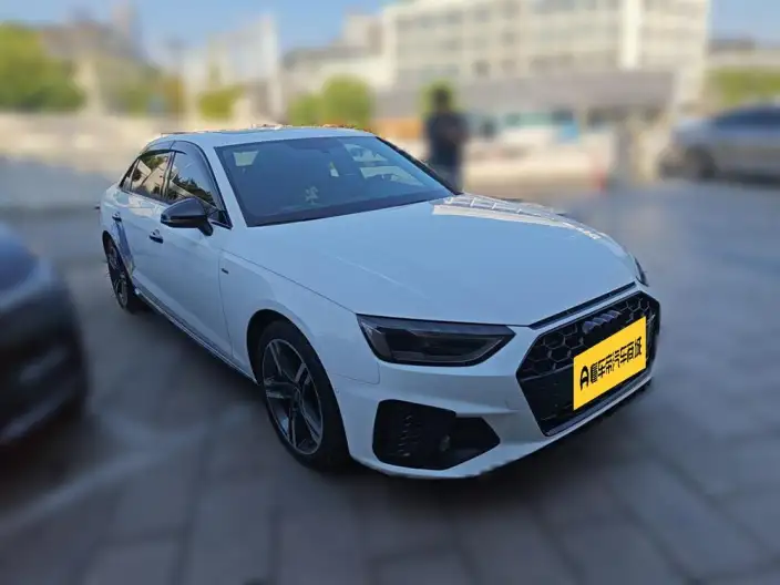 Audi A4 L 2022 Model 40 TFSI Luxury Dynamic Model – фото 3