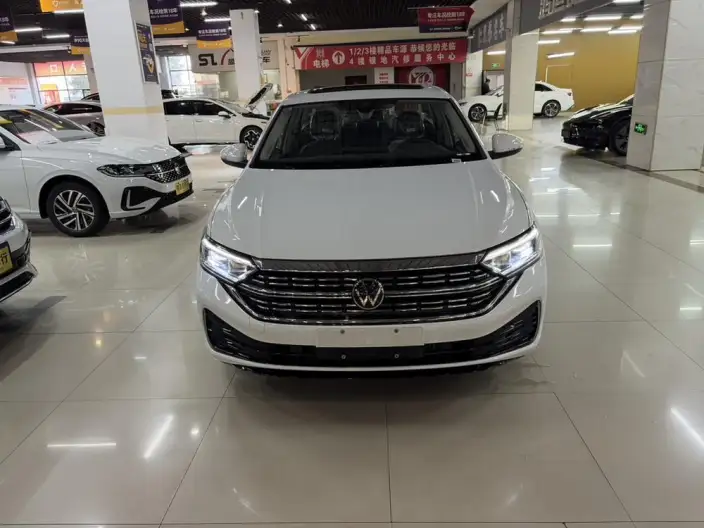 Volkswagen Sagitar 2024 Model 300TSI DSG Beyond Edition – фото 2