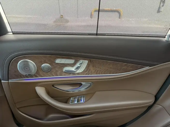 Mercedes-Benz E-Class 2022 Model E 300 L Luxury Model sedan – фото 9