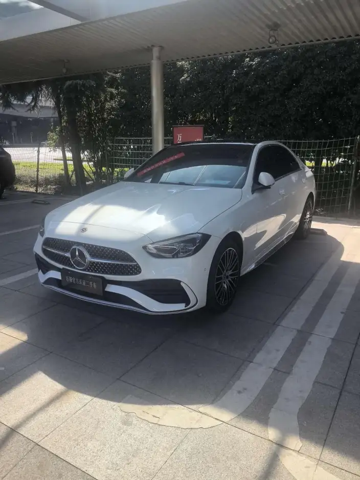 Mercedes-Benz C-Class 2025 Model C 260 L Sports Edition – фото 1