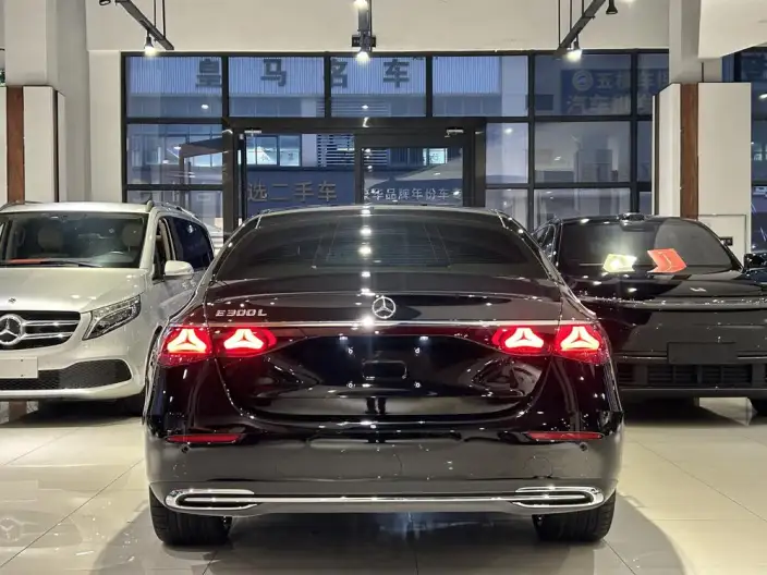 Mercedes-Benz E-Class 2026 Model E 300 L Luxury Model sedan – фото 5