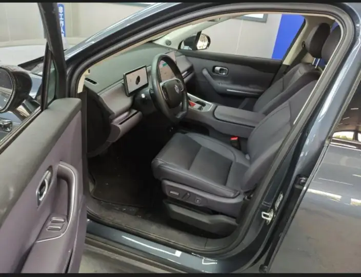 Leapmotor C16 2026 Model EV Edition 630 LiDAR Zhizun Edition 6 seat – фото 8