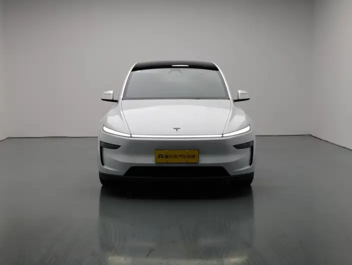 Model Y L 2026 Model Standard Edition – фото 2