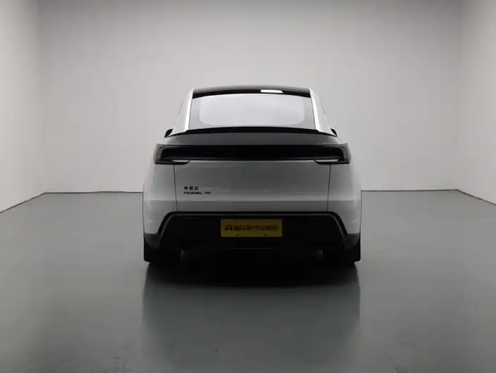 Model Y L 2026 Model Standard Edition – фото 6