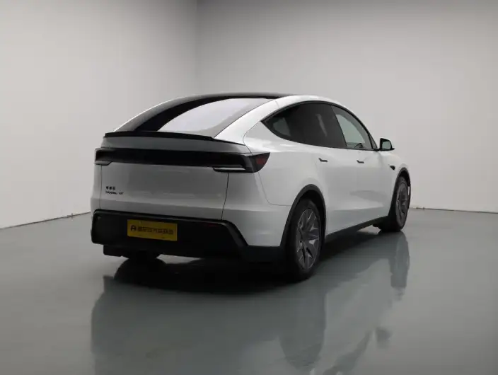Model Y L 2026 Model Standard Edition – фото 7